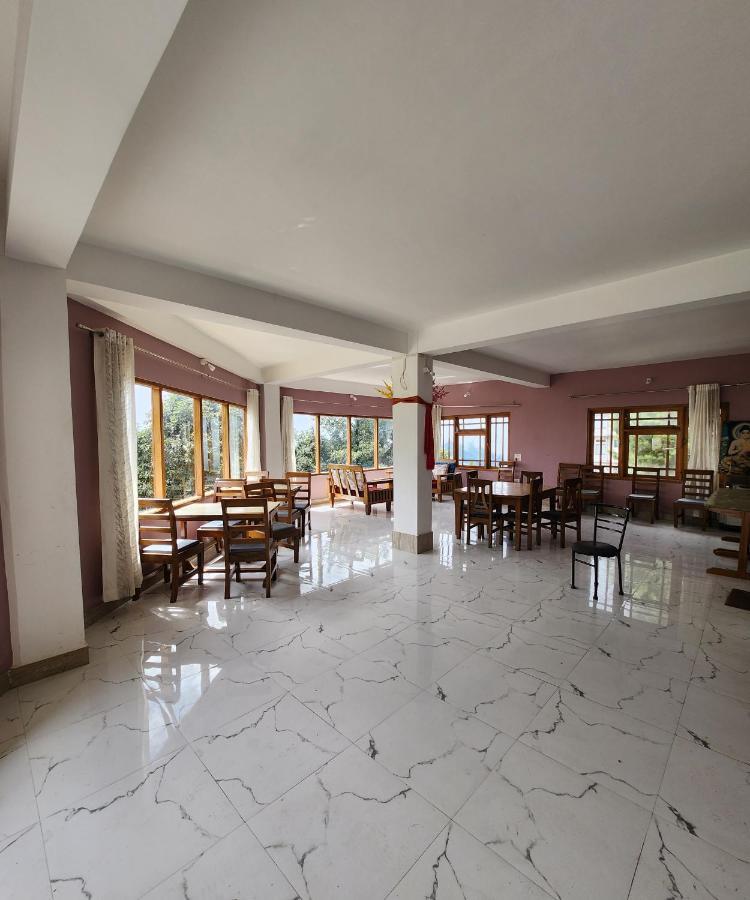 Dewa Elegance Hotel Tavang Kültér fotó